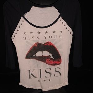 Express quarter-sleeve top